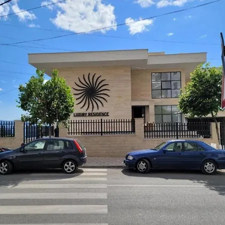 Διαμέρισμα Xhulial 2 *