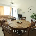 Sea Horizon Apartment *