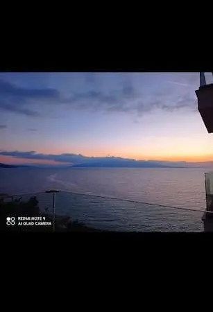 Xhulial 2 Appartement Saranda