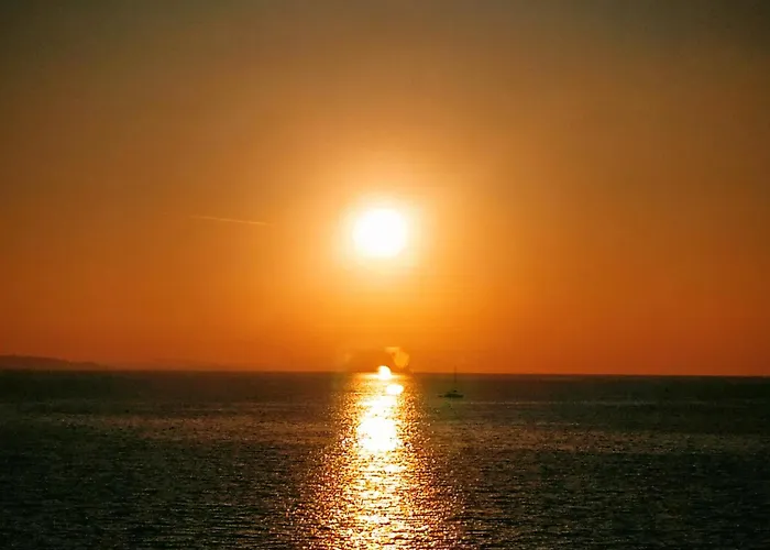 Xhulial 2 * Sarandë