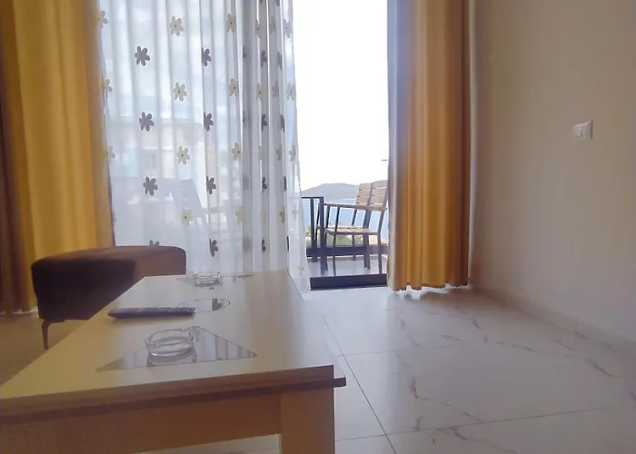 公寓 Xhulial 2 Sarandë