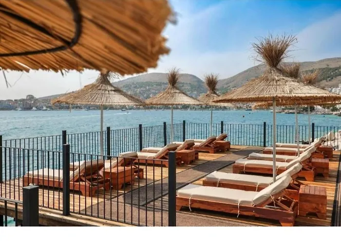 Xhulial 2 公寓 Sarandë